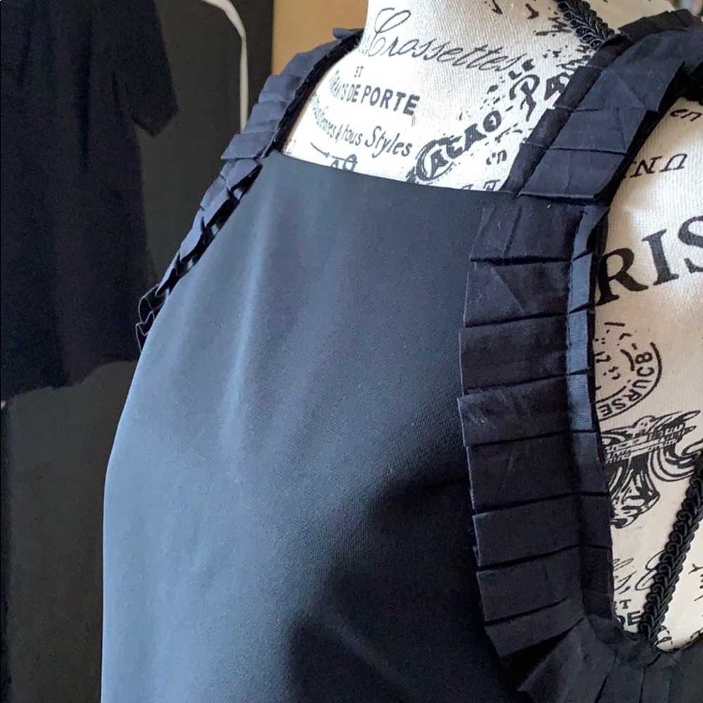 Top - Picture 5 of 8